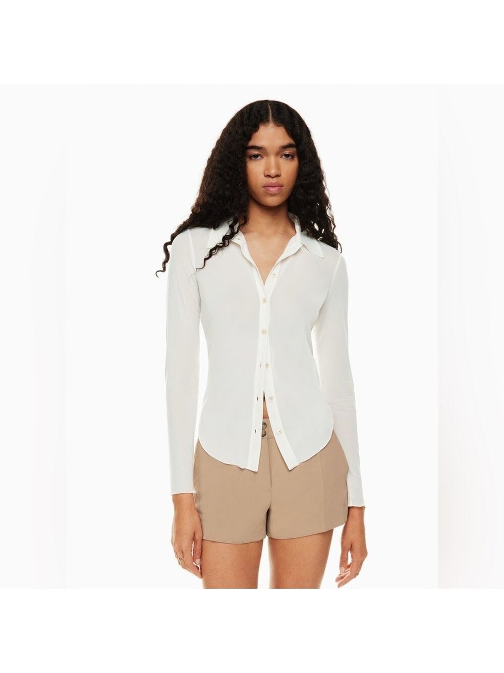 Aritzia Wilfred Pose Long Sleeve Button Down Shirt in Cream Sz Small